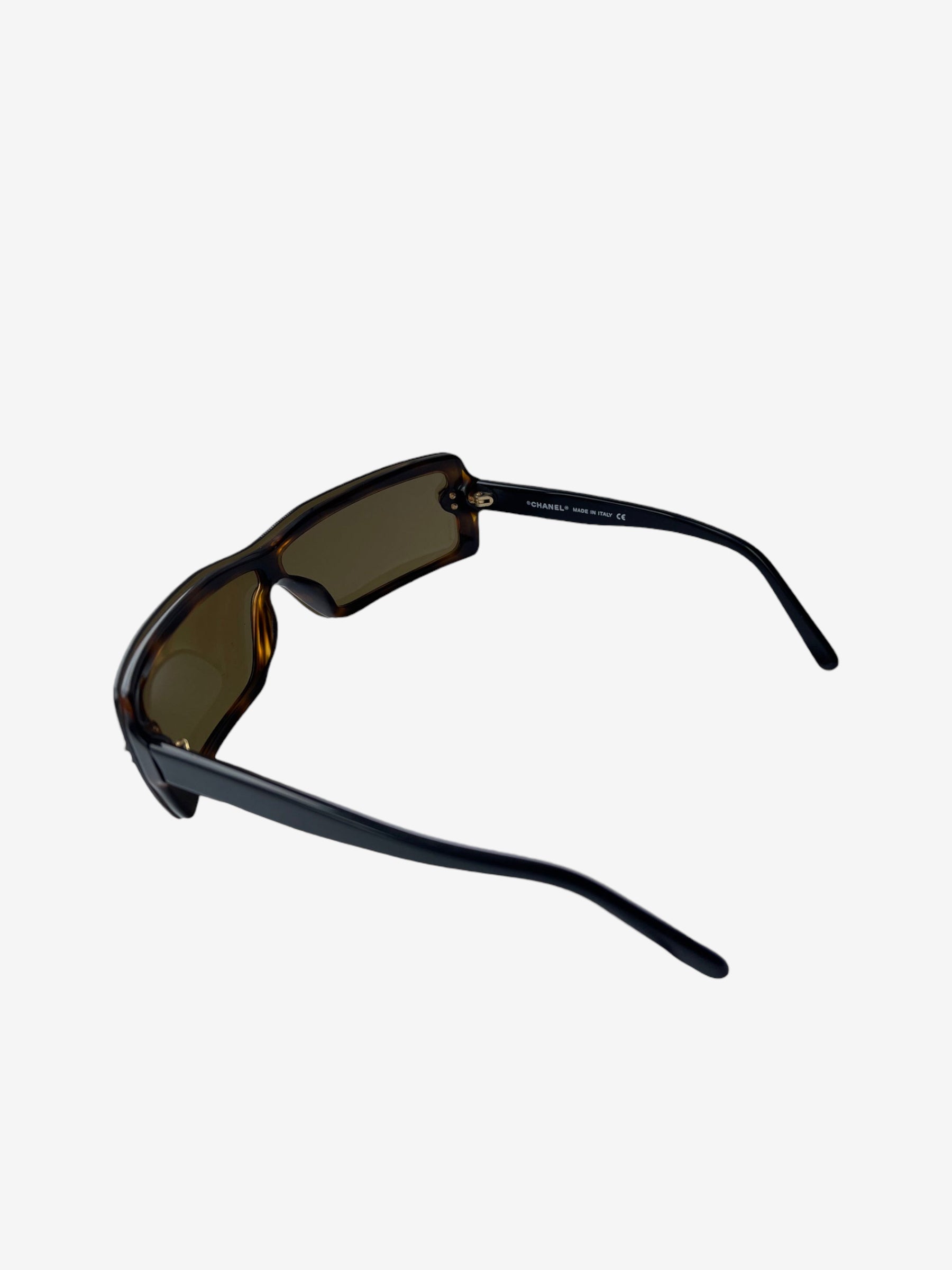 Chanel shield/visor sunglasses with CC logo.