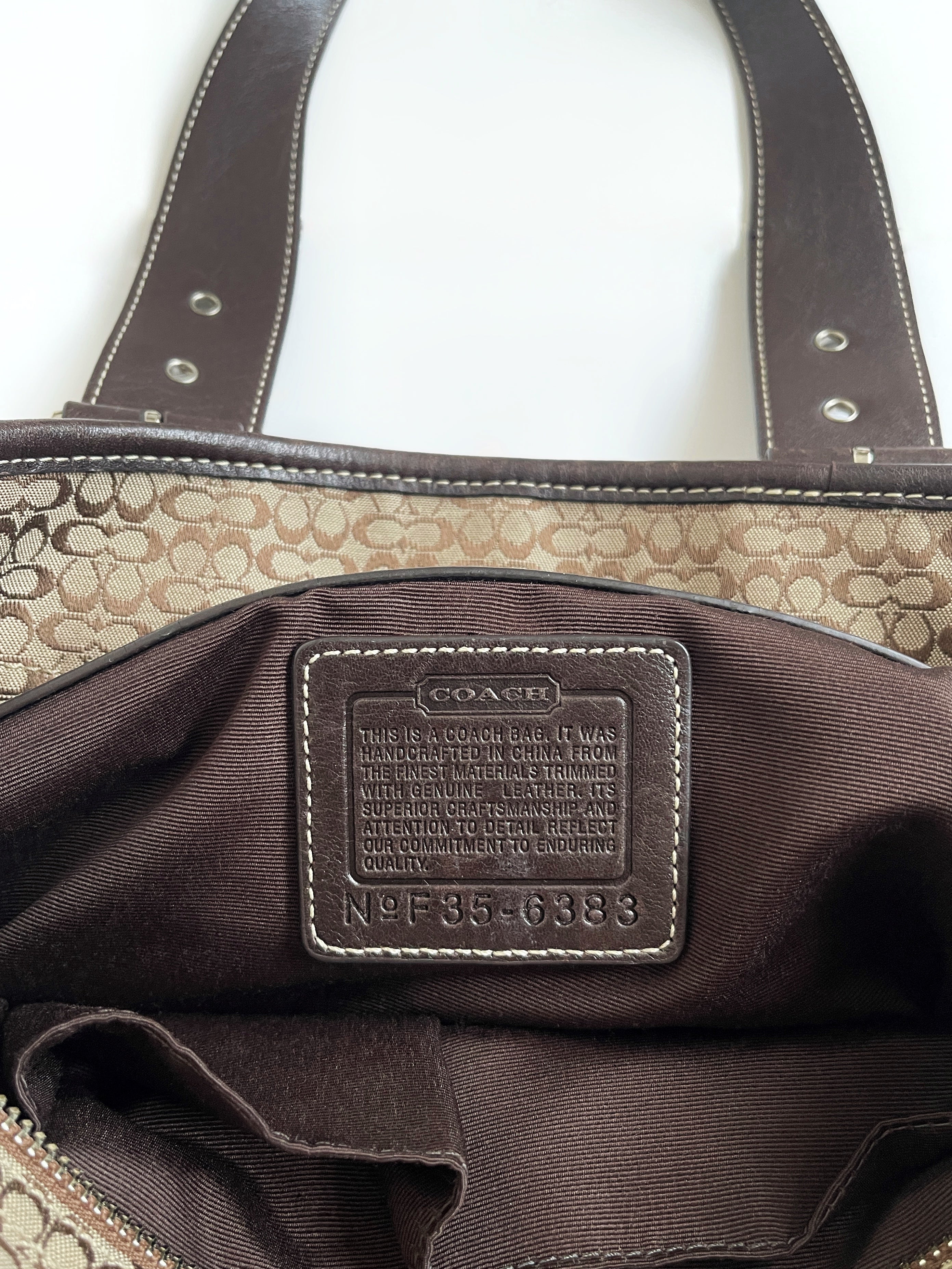 Vintage Y2K Coach signature soho shoulder bag