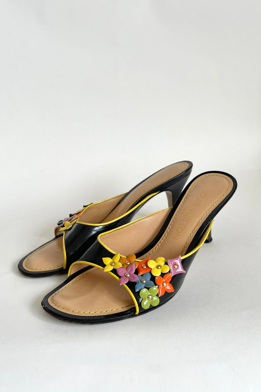 Louis Vuitton vintage patent flower blossom mules heels EU 36