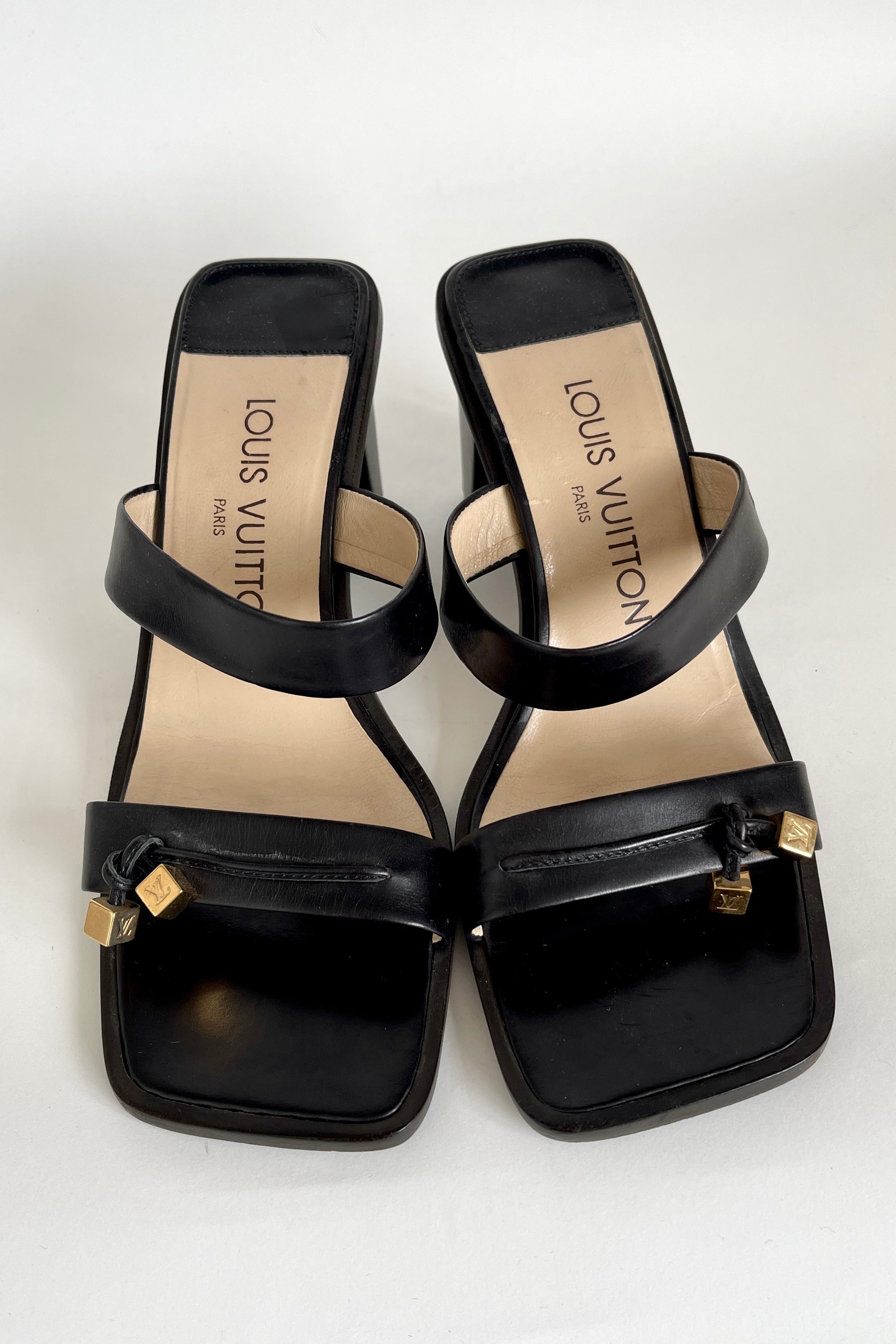 Louis Vuitton mules in black EU36
