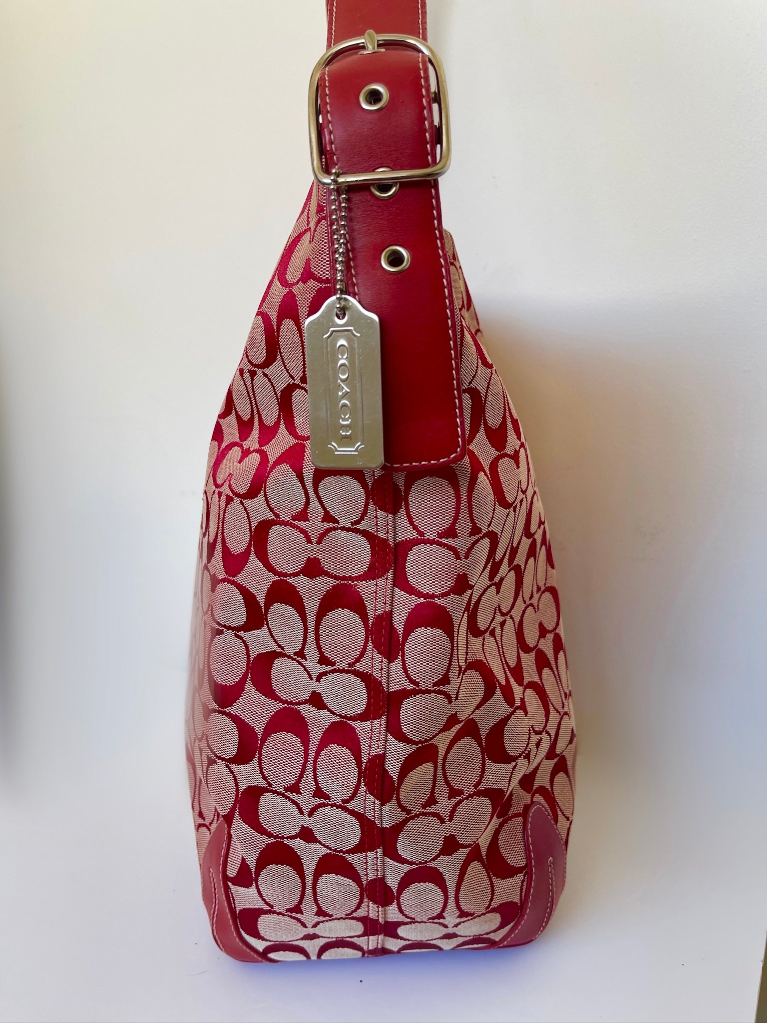 Coach signature XL hobo shoulder bag.