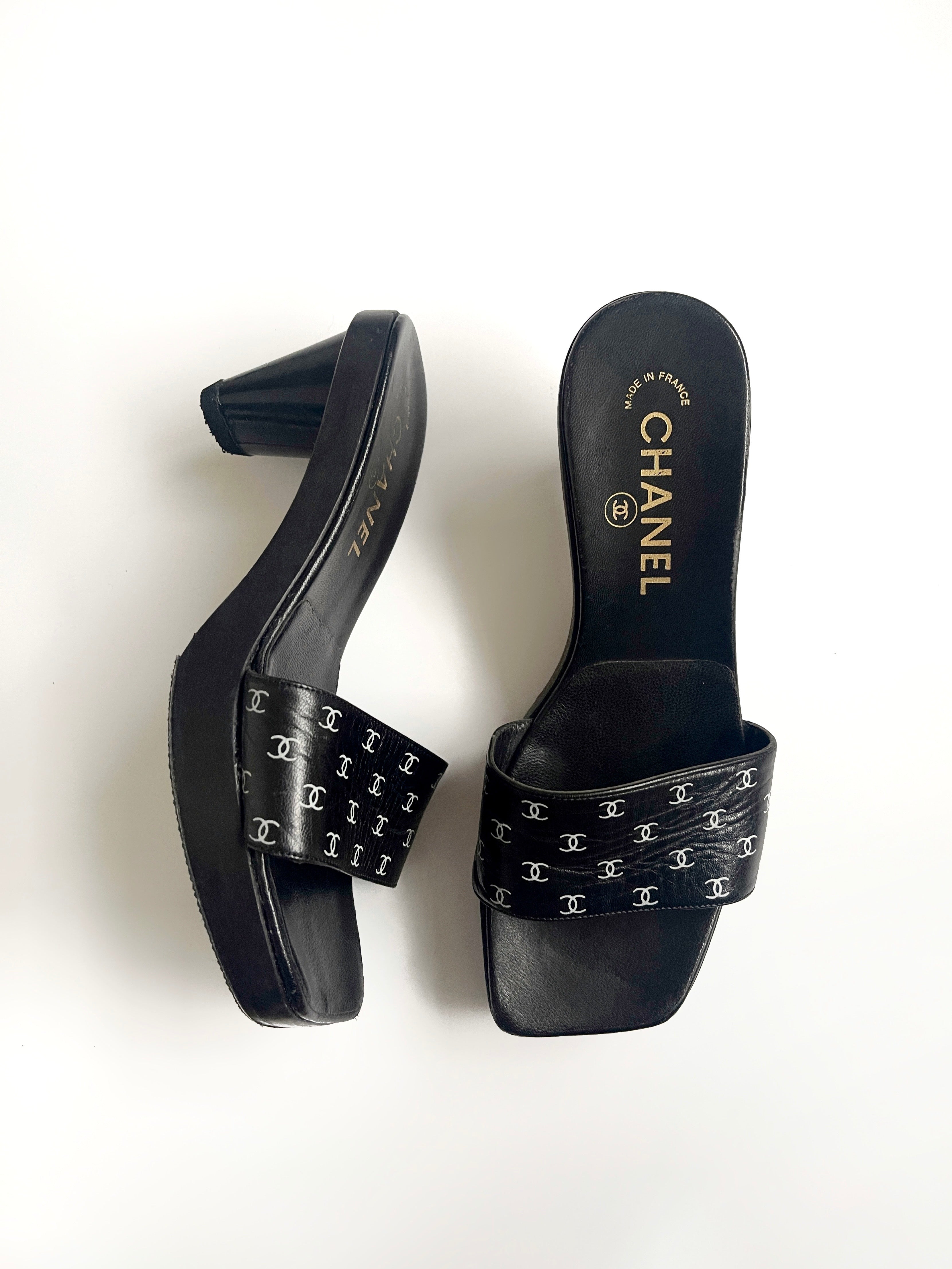 Vintage Chanel rare cc monogram wooden heels